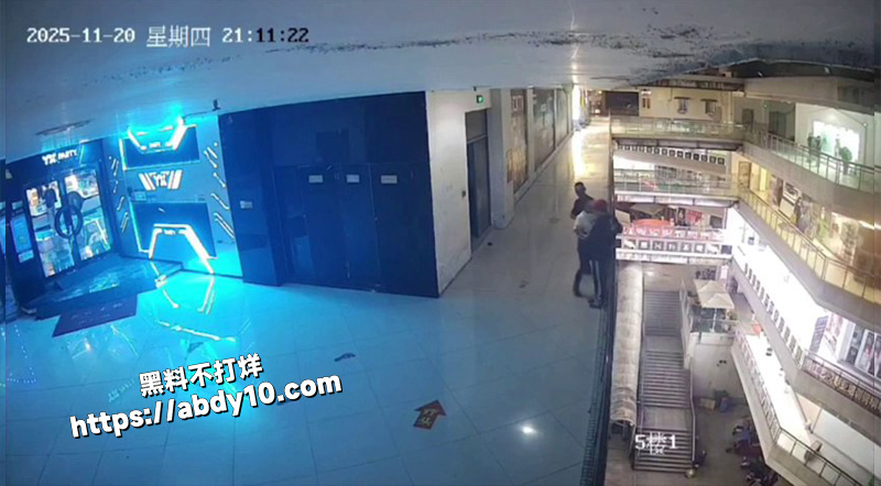 跳楼惊险一幕4
