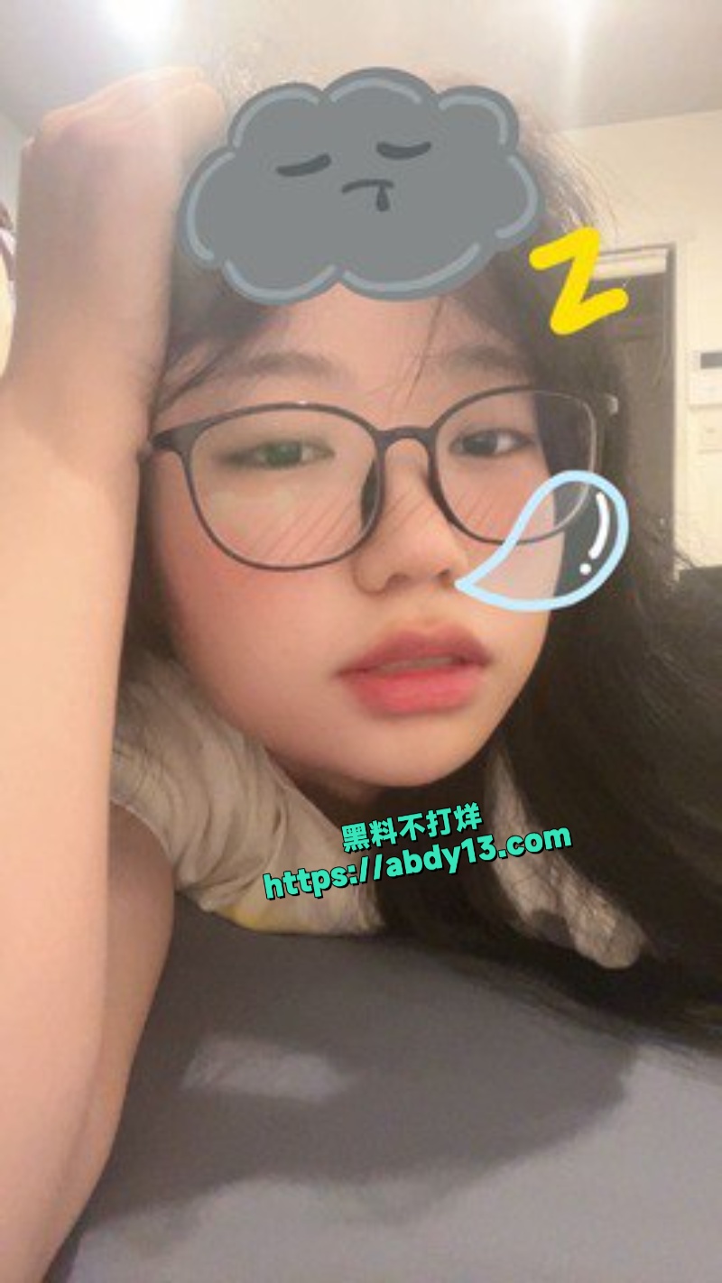 成都技校李雅诗不雅视频泄密 2