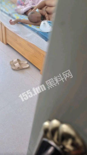 海角原创表哥表嫂酒后纵欲.jpg