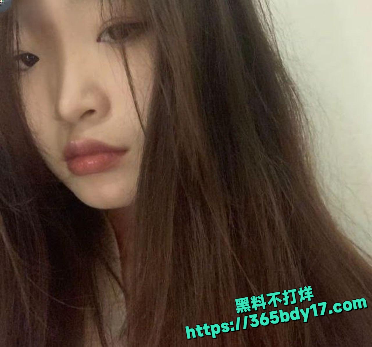 辽宁丹东女大学生妹李想