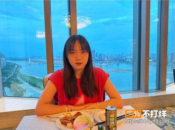 山东蓬莱情侣真实做爱日常自拍2