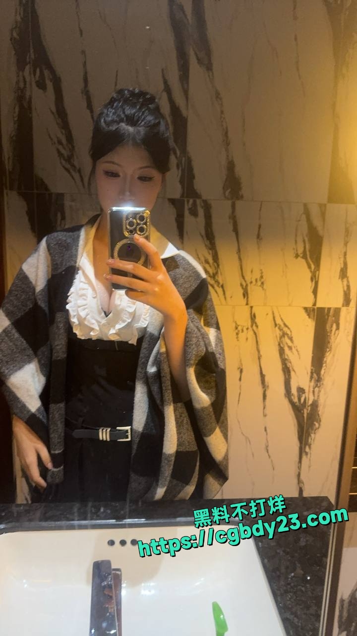 广西桂林伍凌慧前期男友做爱流出8