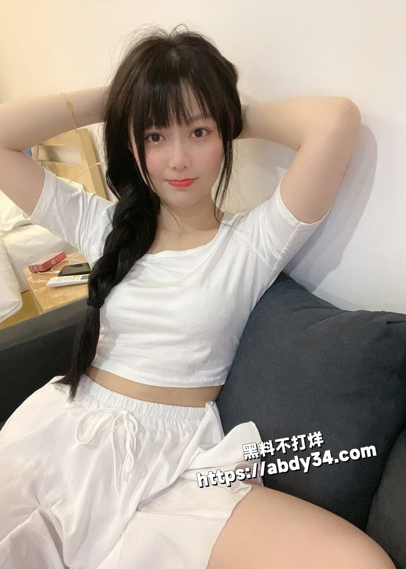 广东大学生 夏晓燕.jpg14