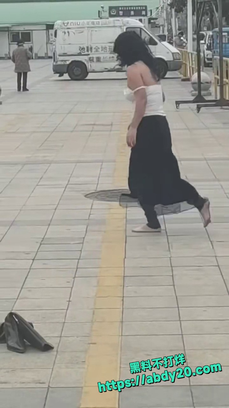 泰兴女子渣男欺骗崩溃 3