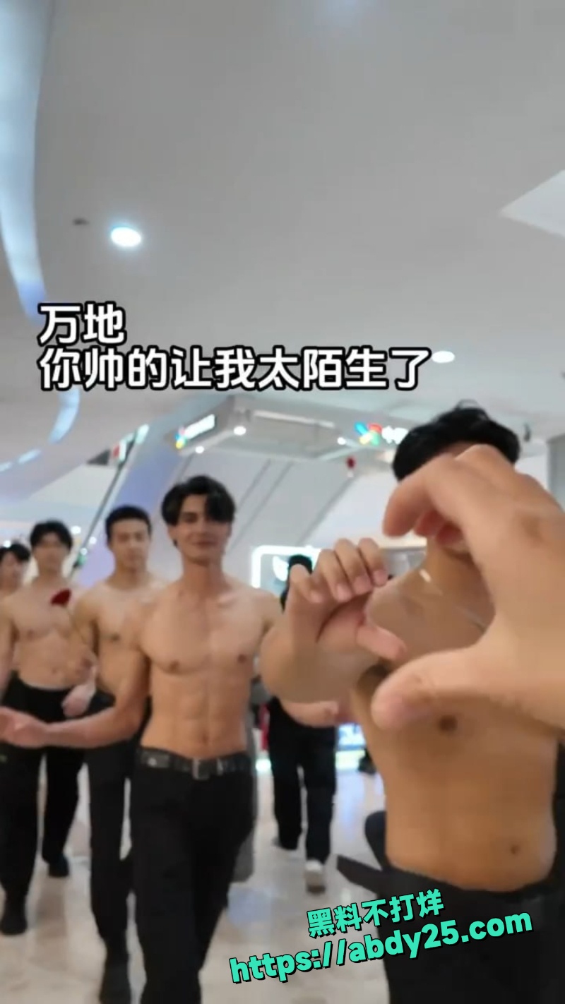 浙江丽水华为专卖店跳舞事件 2