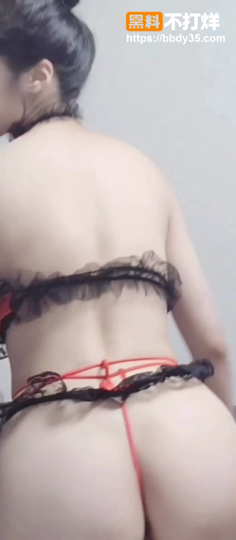 Pyuri顶级巨乳自慰合集2