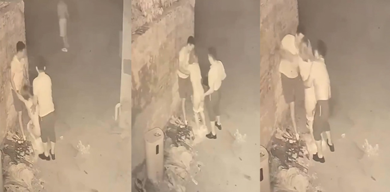 山东青岛 女子深夜醉酒遭两人轮奸 还是在大马路旁 被前后夹鸡 监控录下案发全过程