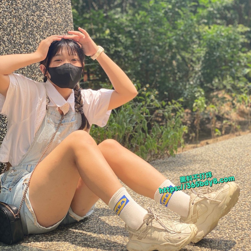 超可爱齐刘海黄语婧3
