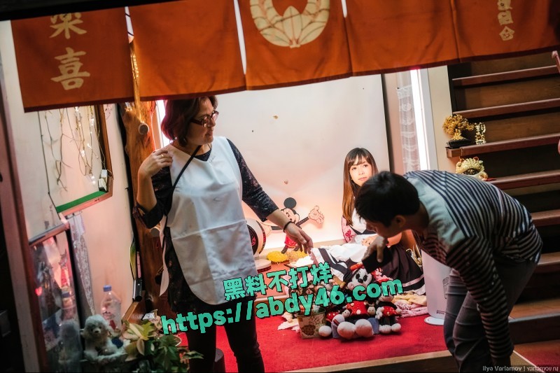 出国卖淫的年轻日本女 4