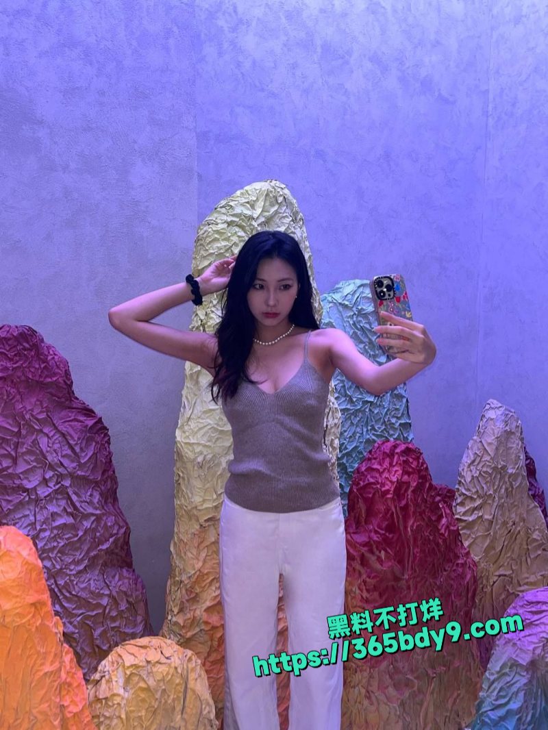河南洛阳高颜值00后美女和男友做爱视频遭流出2
