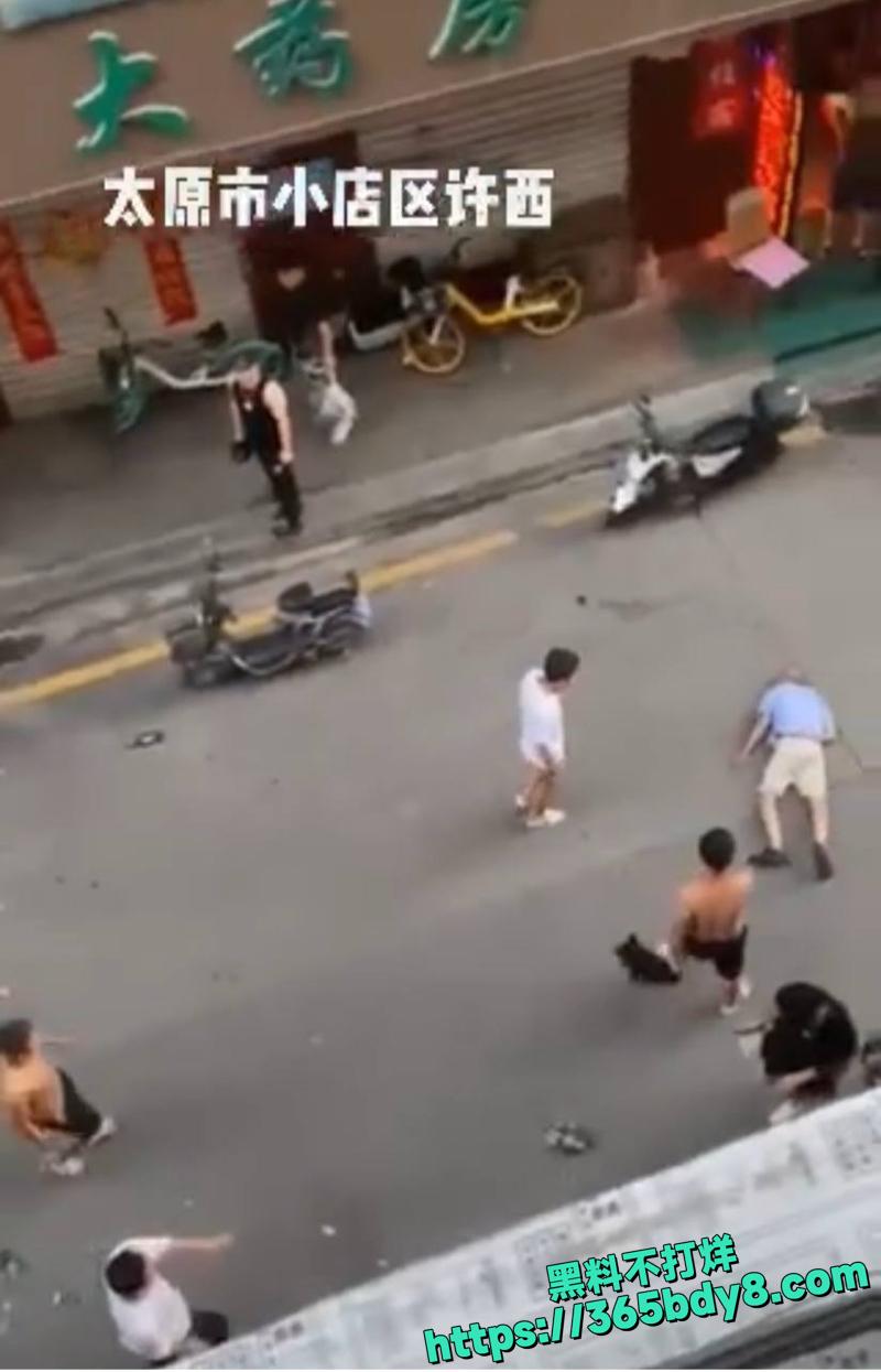 多名醉酒男子寻衅滋事 斗殴当场打死老人3