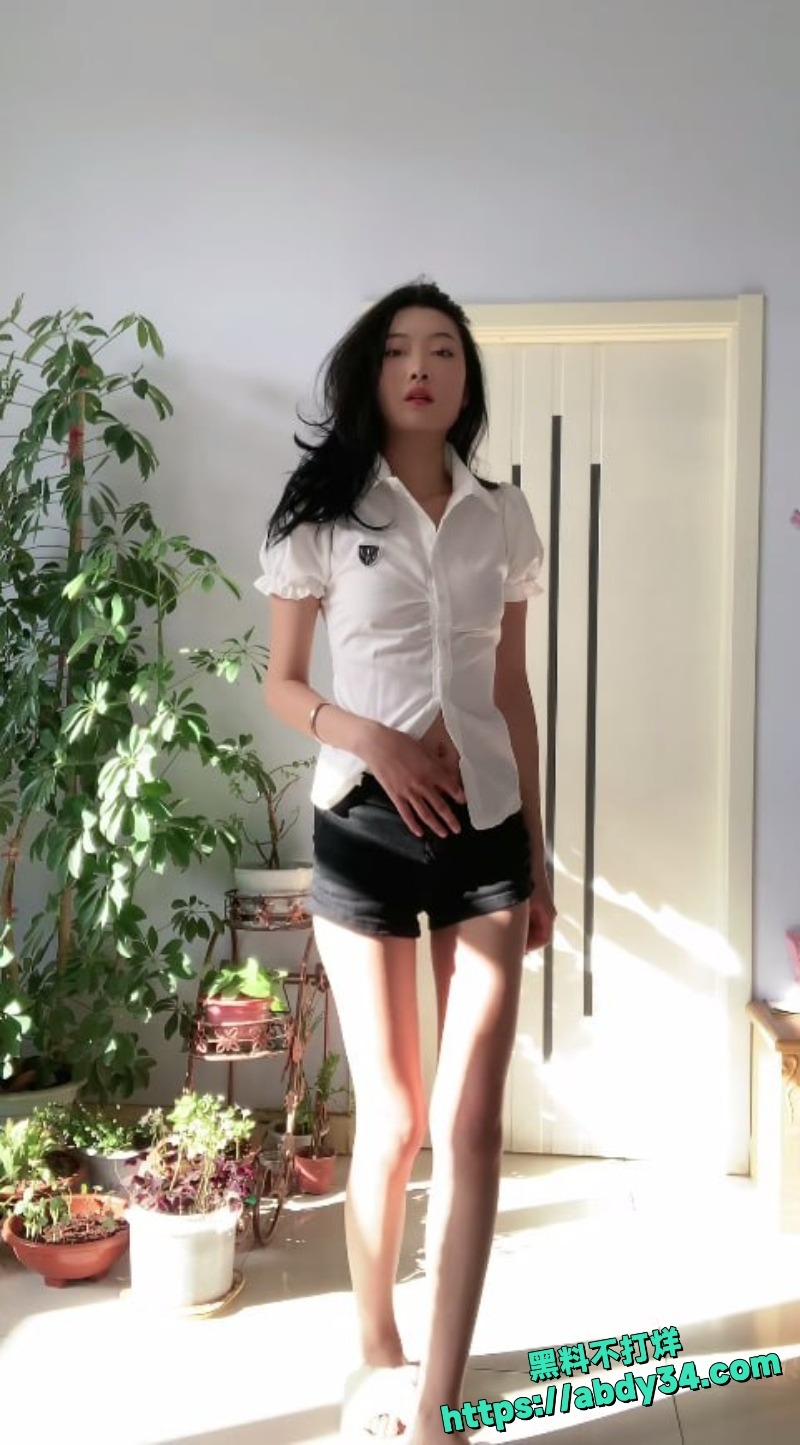 湖南长沙张晚晴约啪视频3