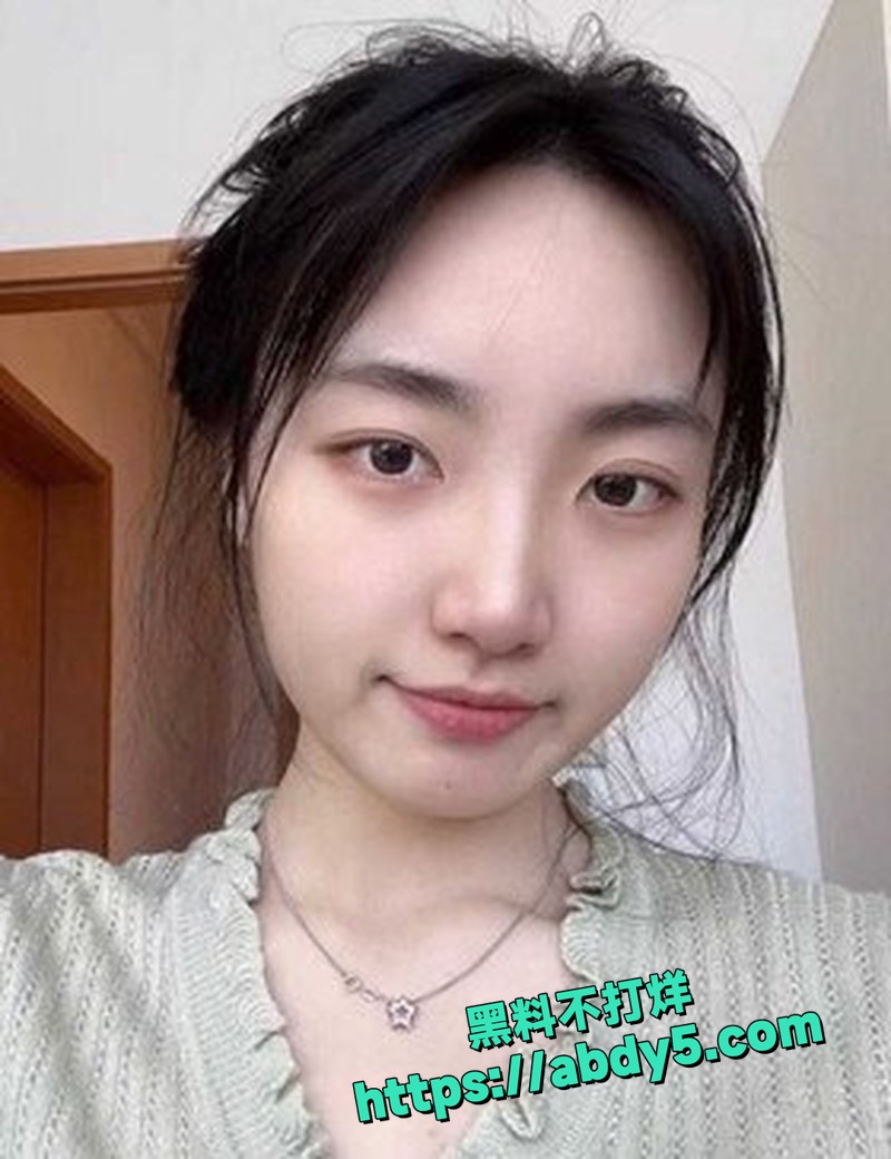 反差小母狗