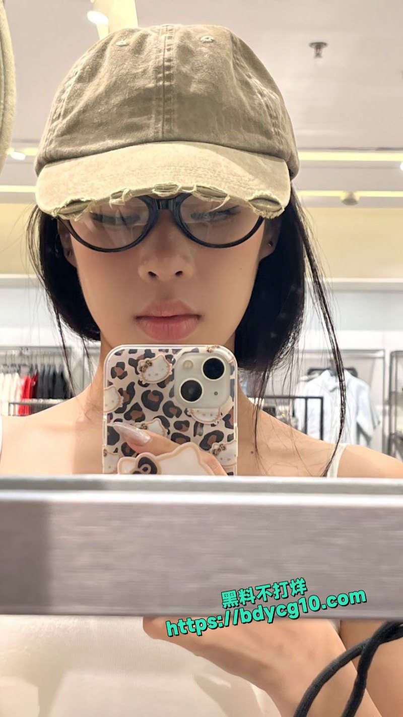 推特抖音小众擦边博主ooo2极品野性女神的致命诱惑5