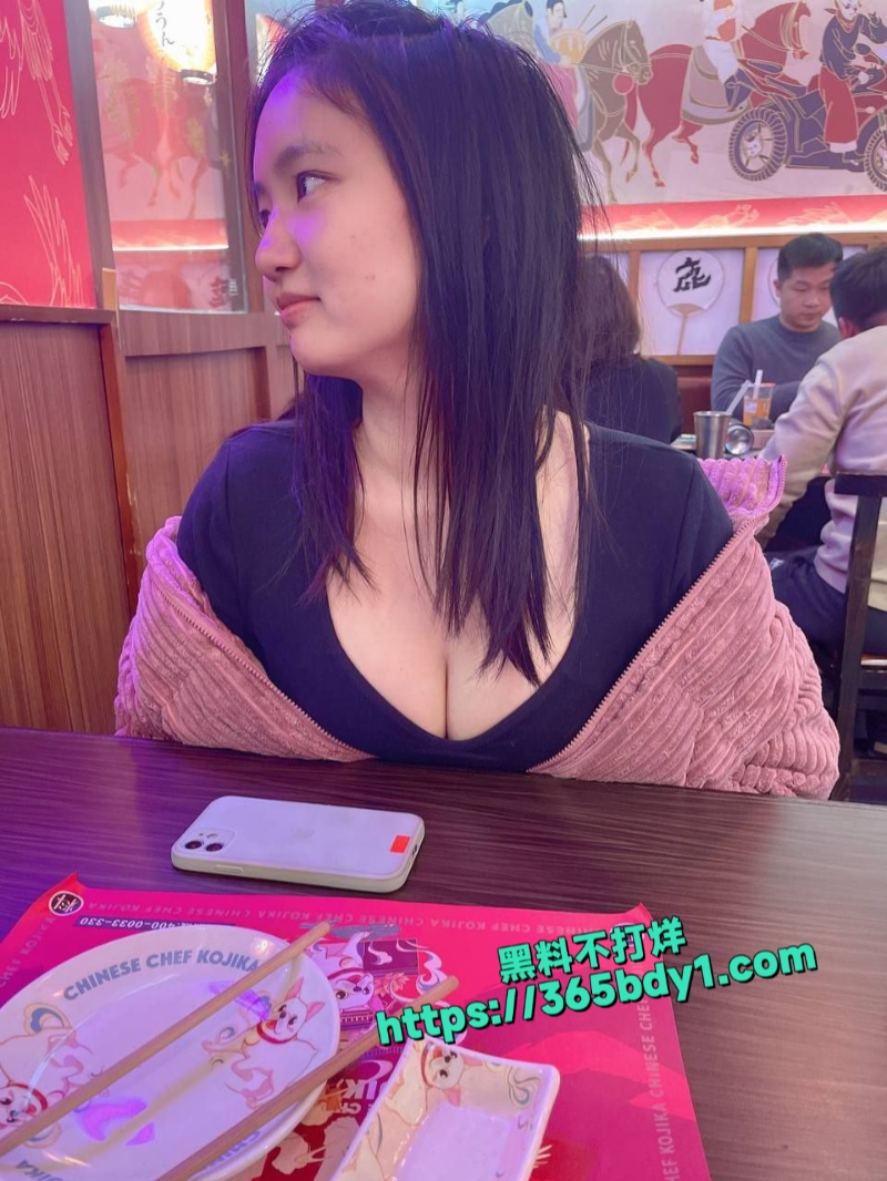 微胖巨乳反差骚婊11