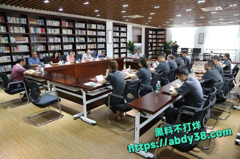 重庆垫江副主任余凤偷情男下属 8