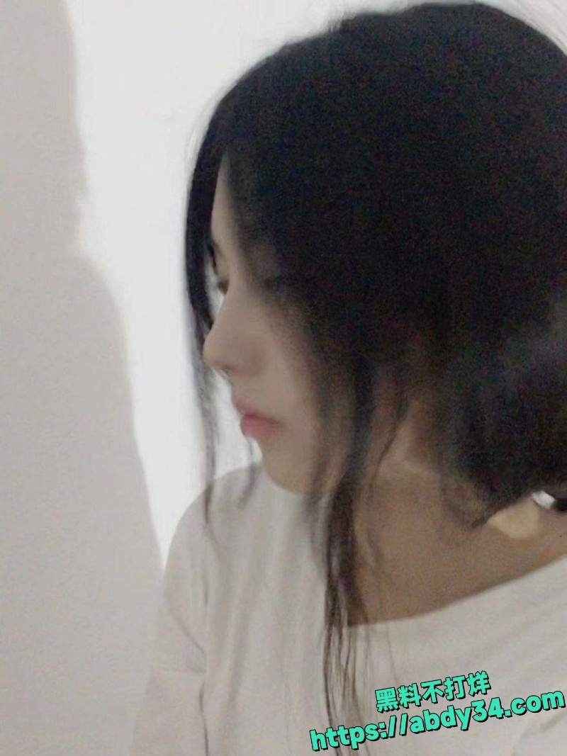 范诗敏与男友做爱视频5