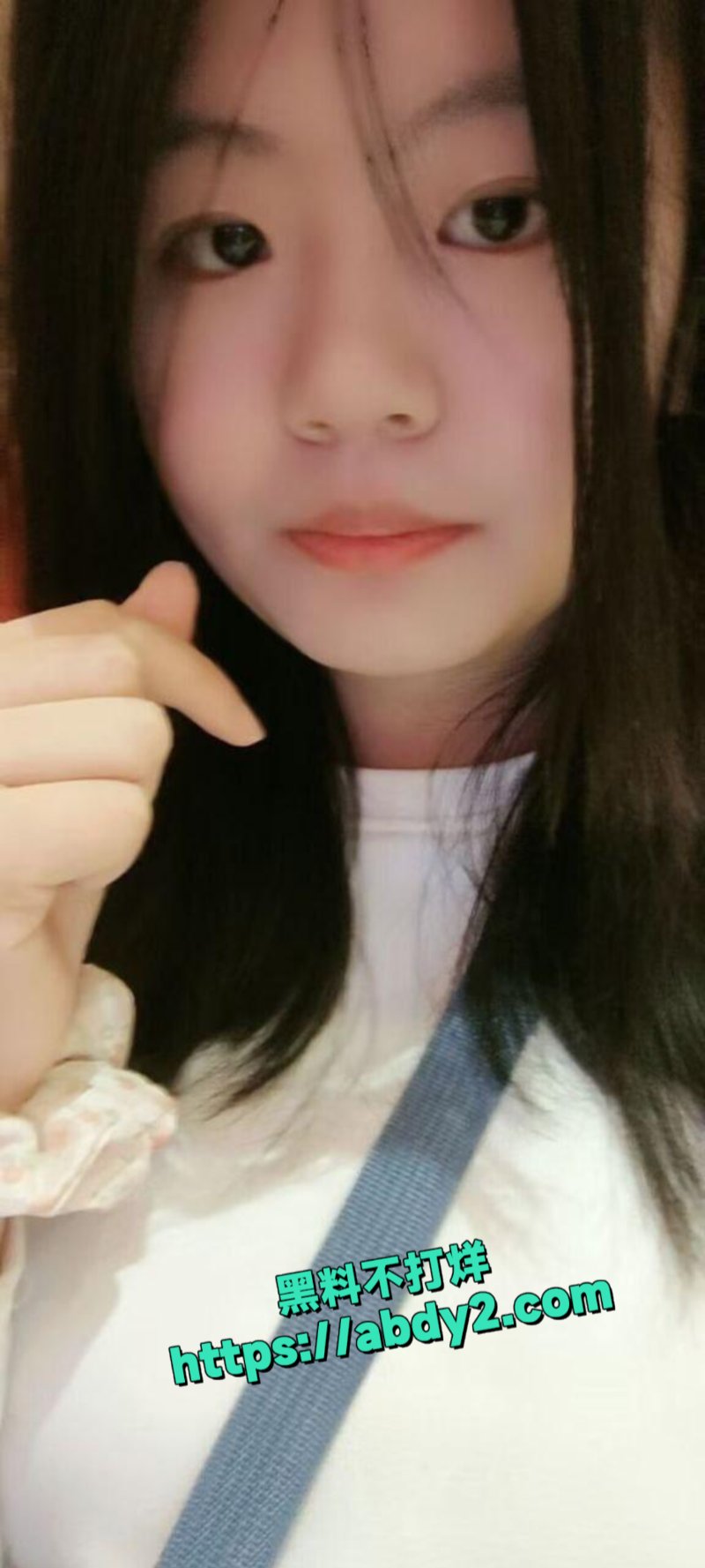 苏州刚上大一微胖学生妹周柯1