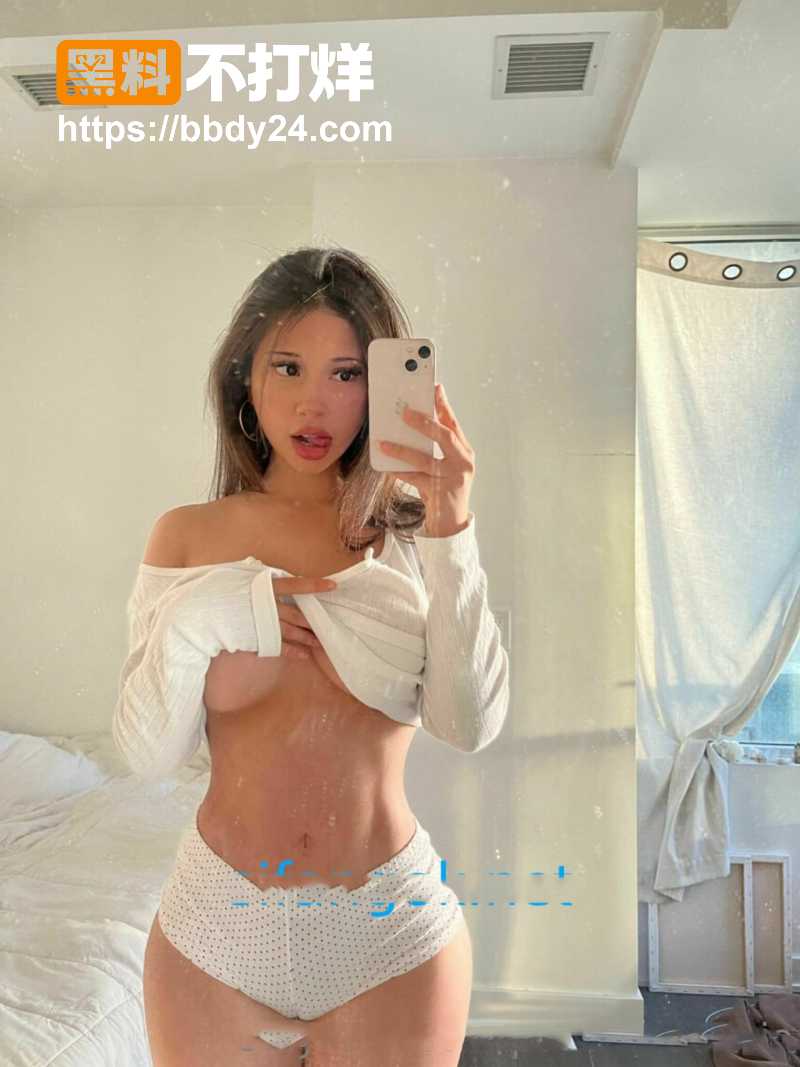 INS亚裔顶级模特bbyanni付费做爱福利3