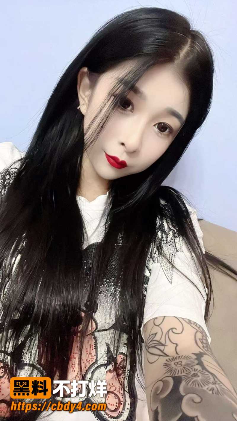 哈尔滨02年骚鸡吴欣睿 1