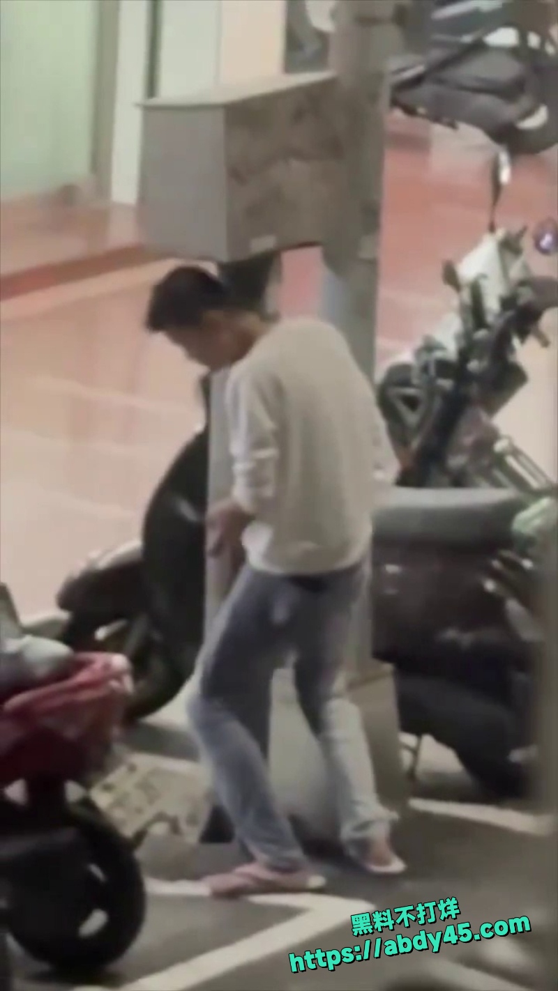 电线杆激情 5