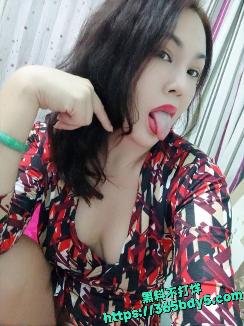 知音老师直播优雅治愈私下成熟女性自慰4