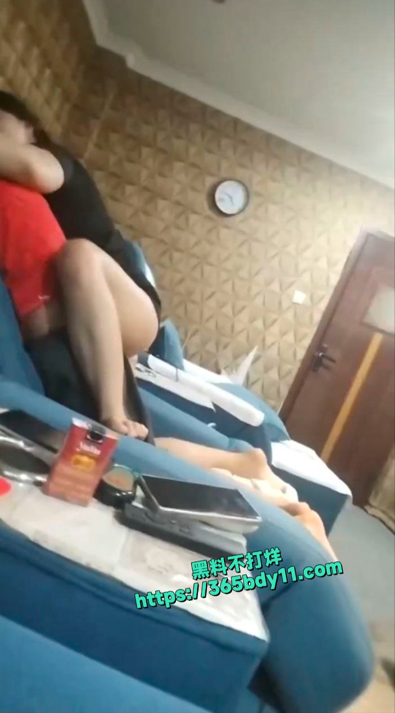 本来去消费的结果被技师干了1