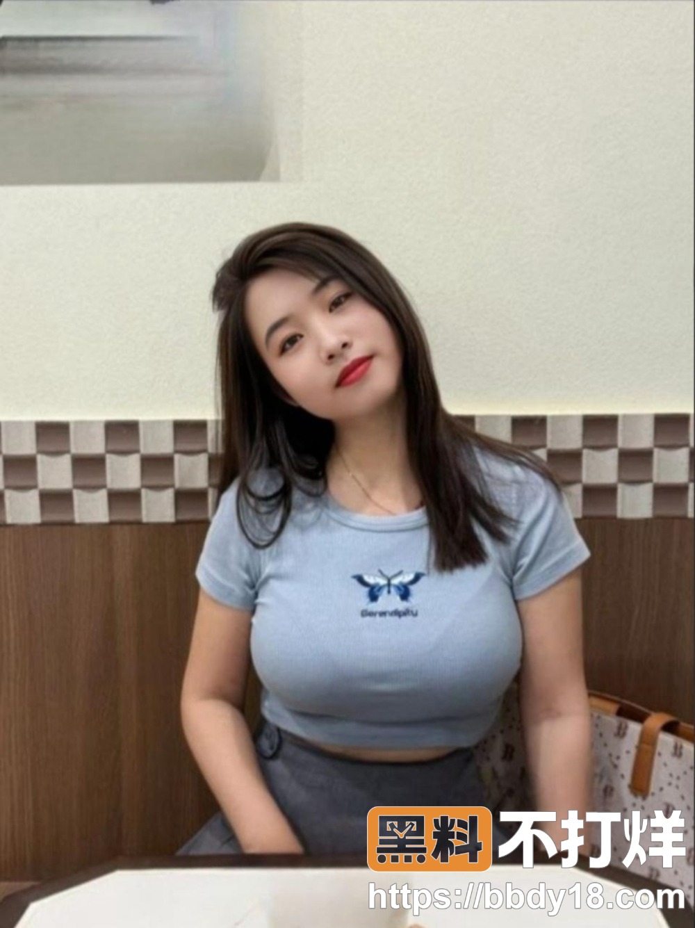 广东大四巨乳学生妹杨玉玲5