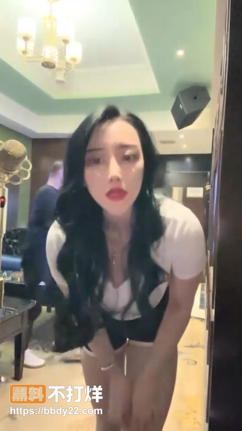 女网红 3