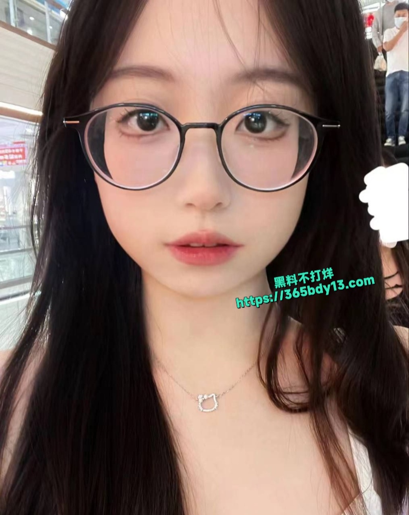 素人眼镜妹14