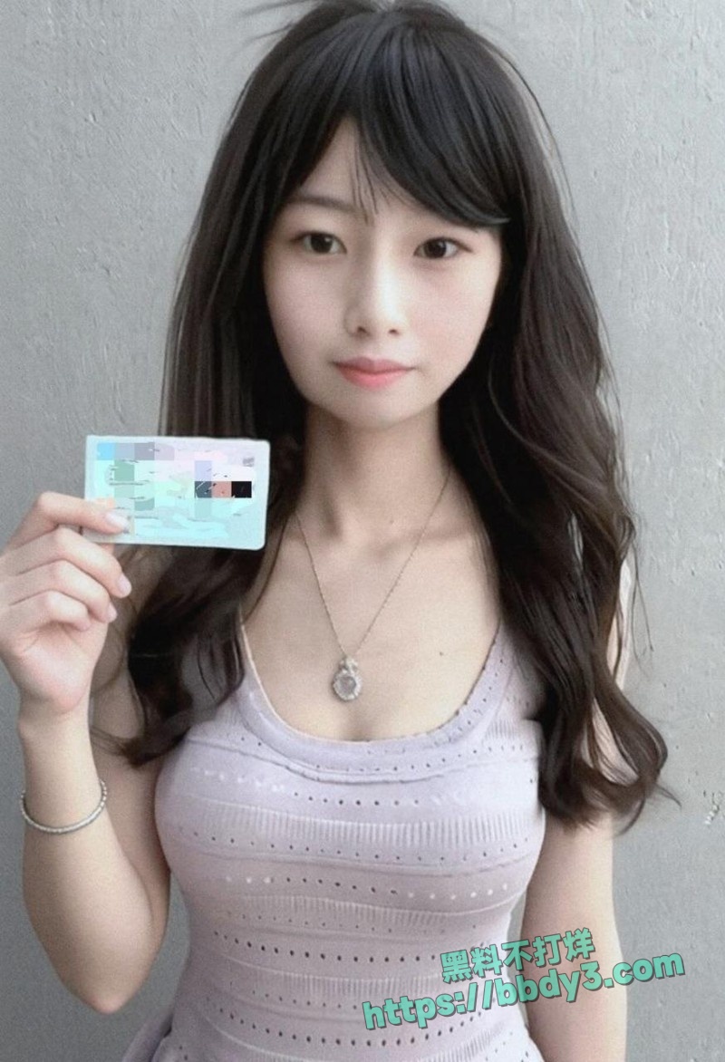 广西大学生卢娟01