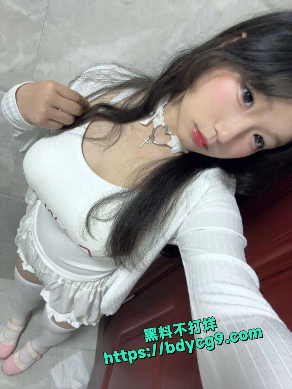 高颜值美女大学生 大奶萝莉身材7