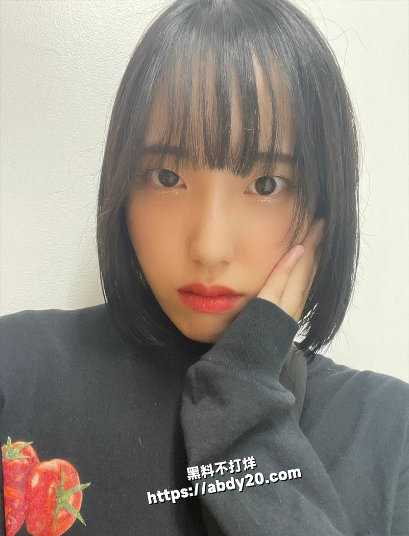 日本短发清纯妹子10