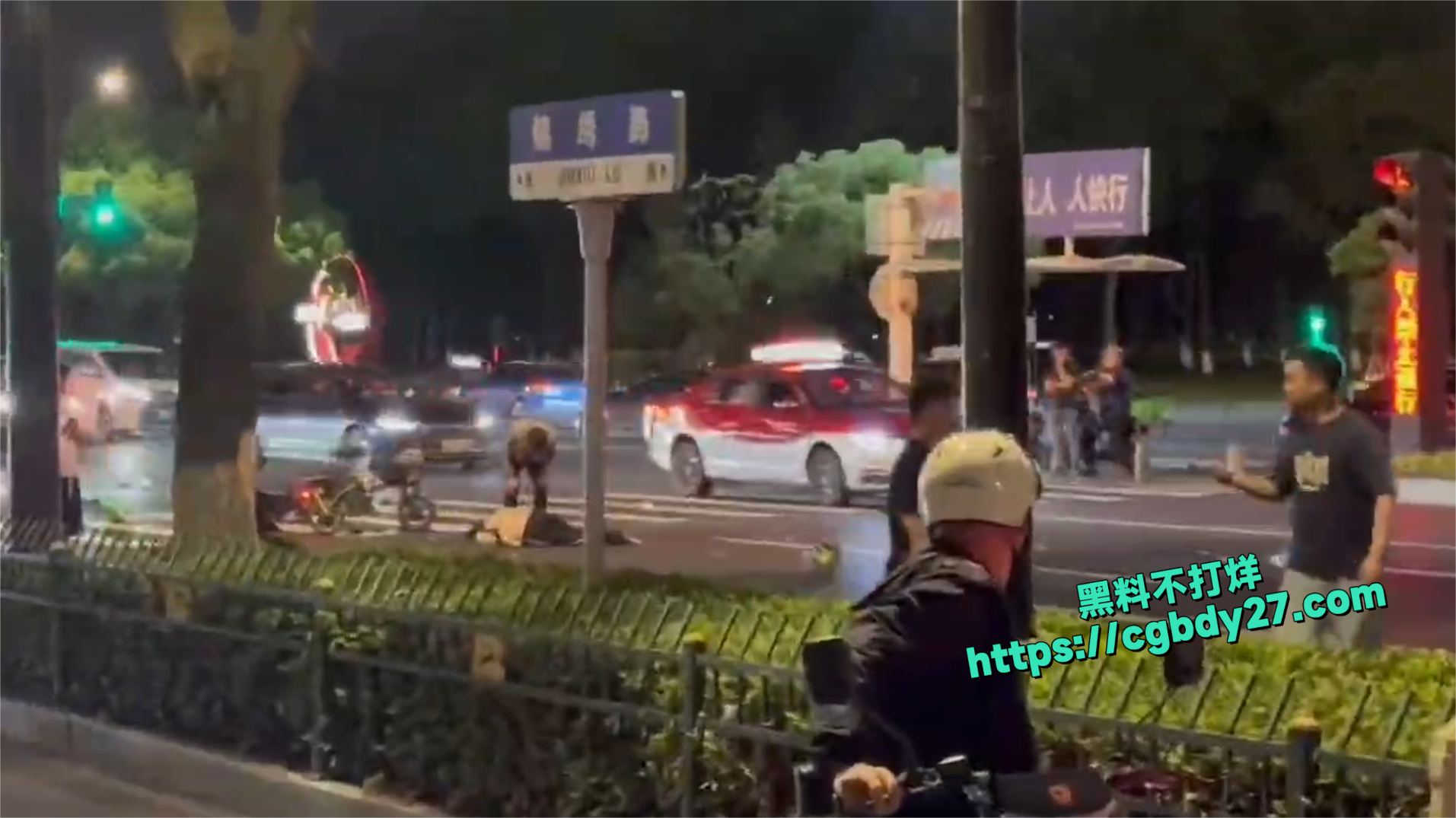 温州市区置信广场附近车祸4