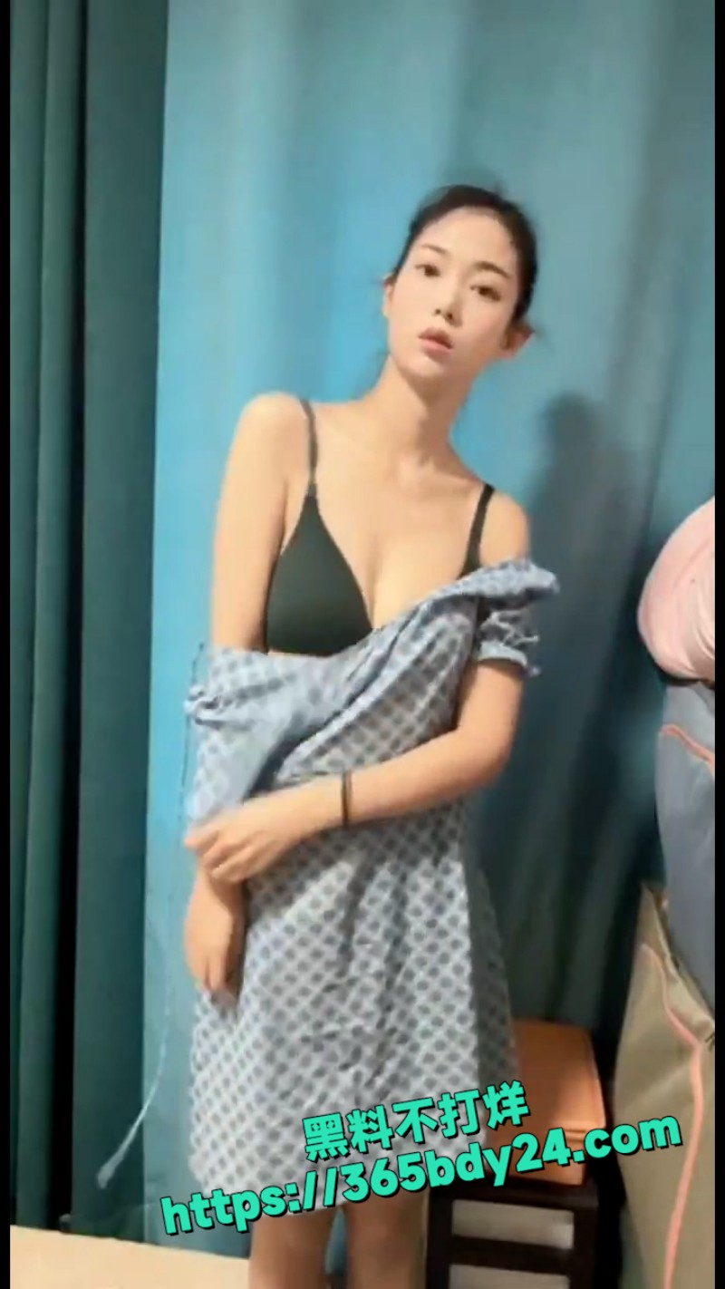 云南高校学生妹  16