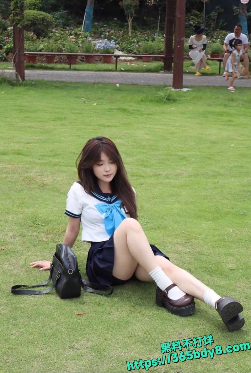 学生妹反差婊私兼职做鸡视频曝光5