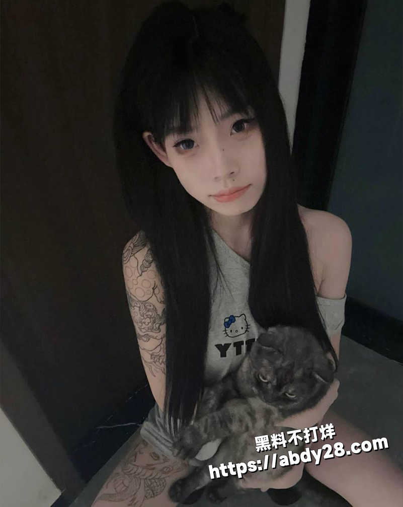 瓜友投稿曝光探探约炮纹身精神小妹6