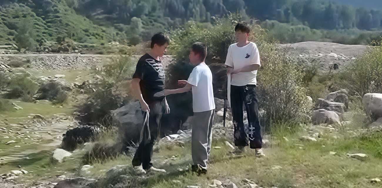 甘肃积石山霸凌者