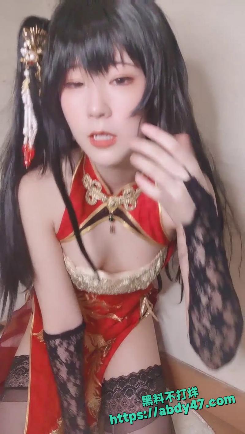 顶级反差Coser荃冉02