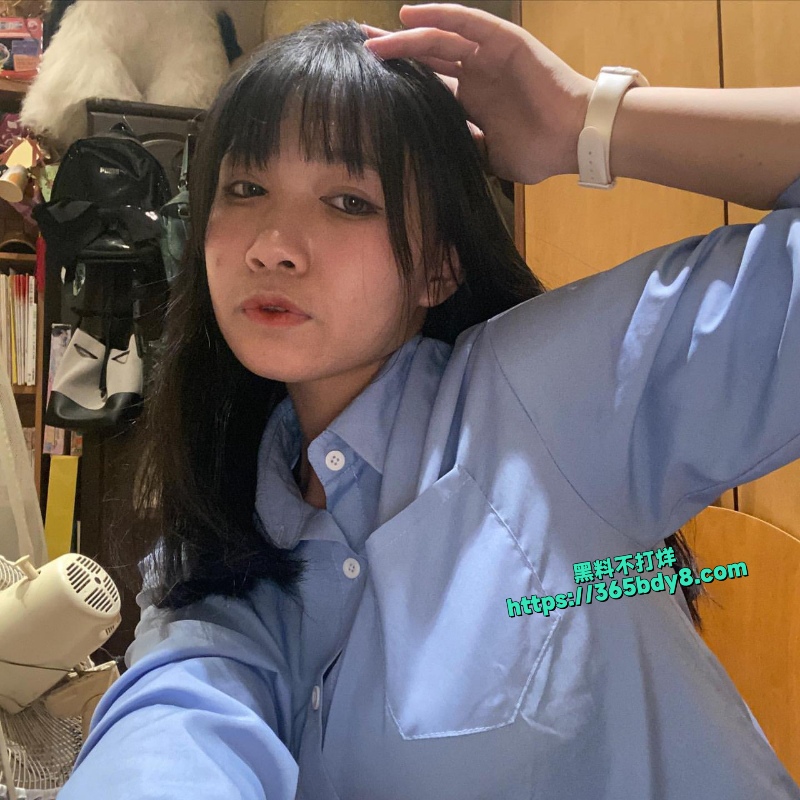 超可爱齐刘海黄语婧1