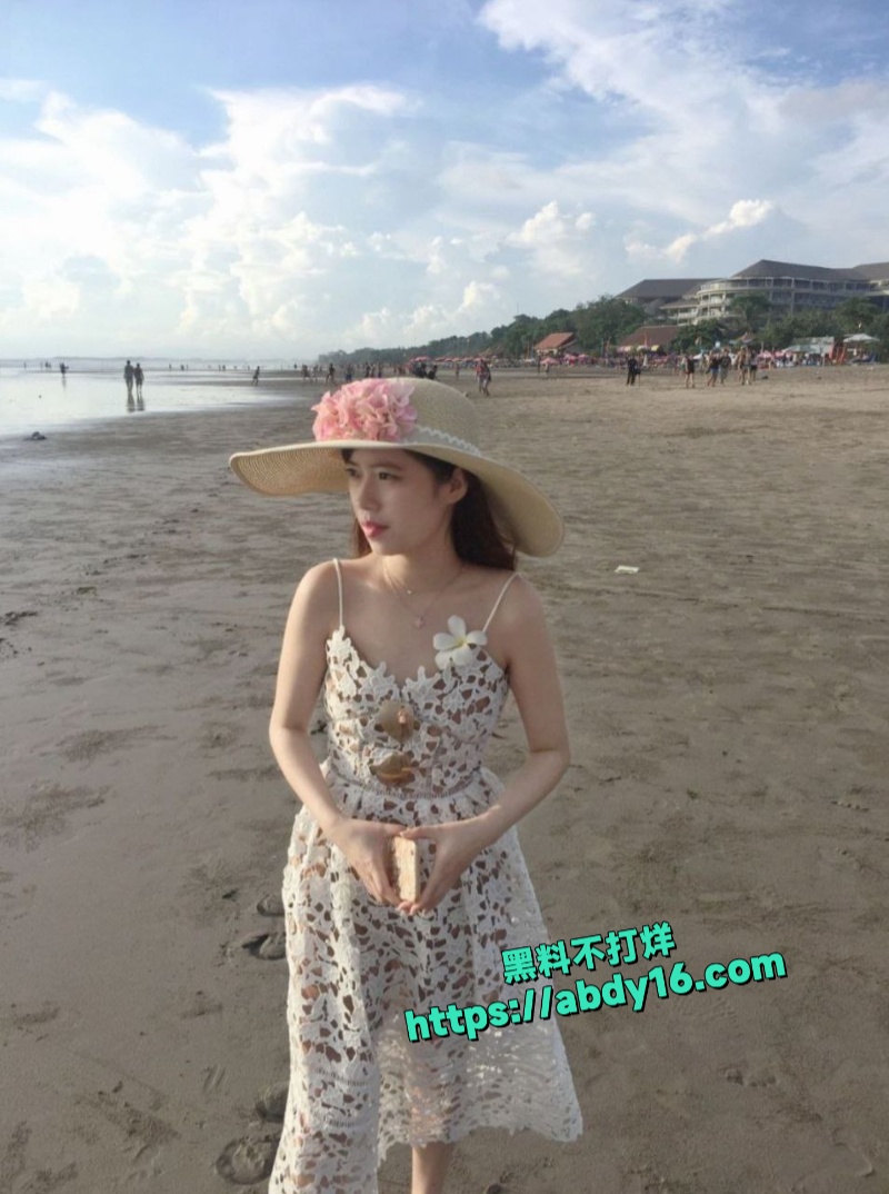 湖南长沙程欣怡私拍泄密 1