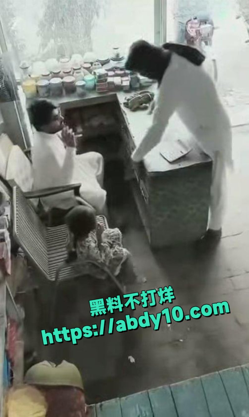 巴基斯坦劫匪被女孩感化7