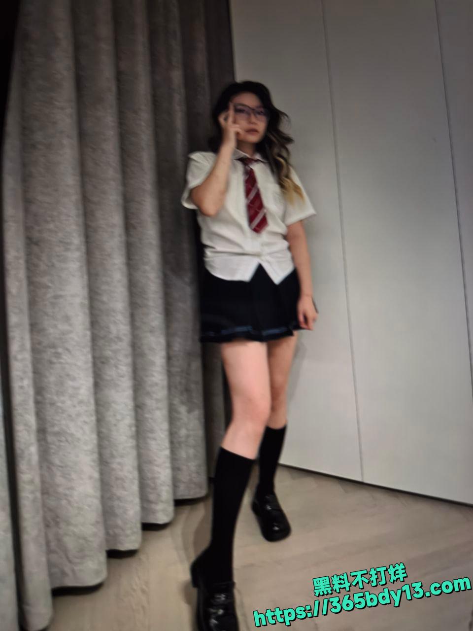 河南新乡刚结婚小夫妻惊爆绿帽癖丑闻 11.