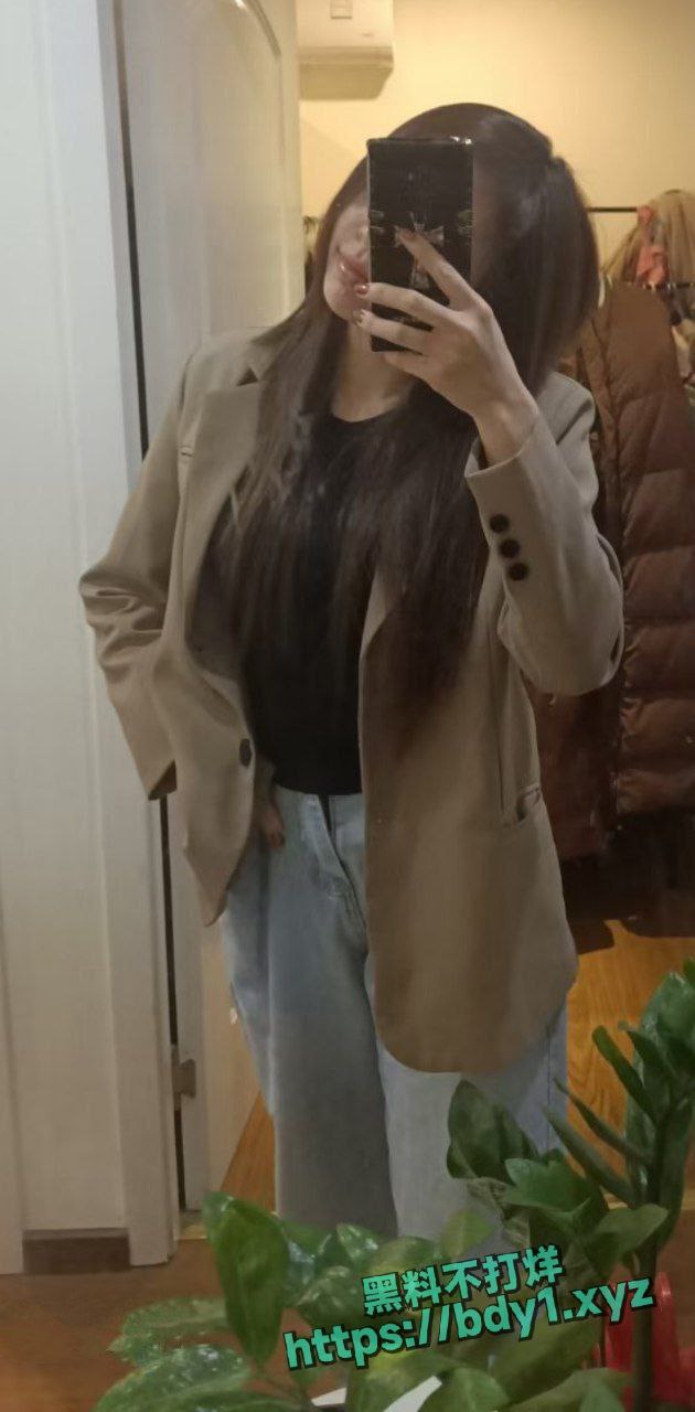 厦门健身教练宋恩慧假借带学员的借口从而钓凯子