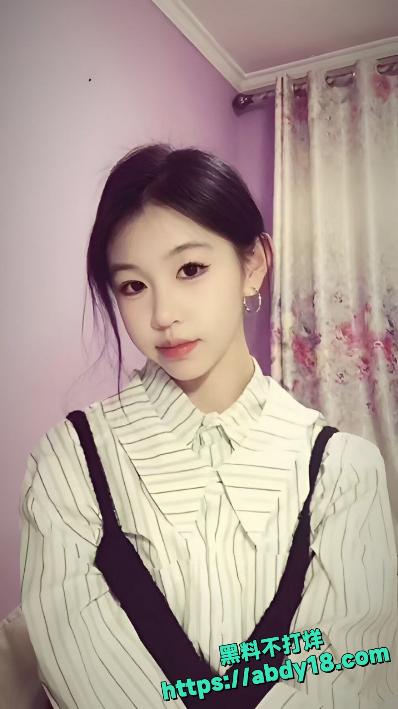 杨依诺校园不雅视频曝光 10
