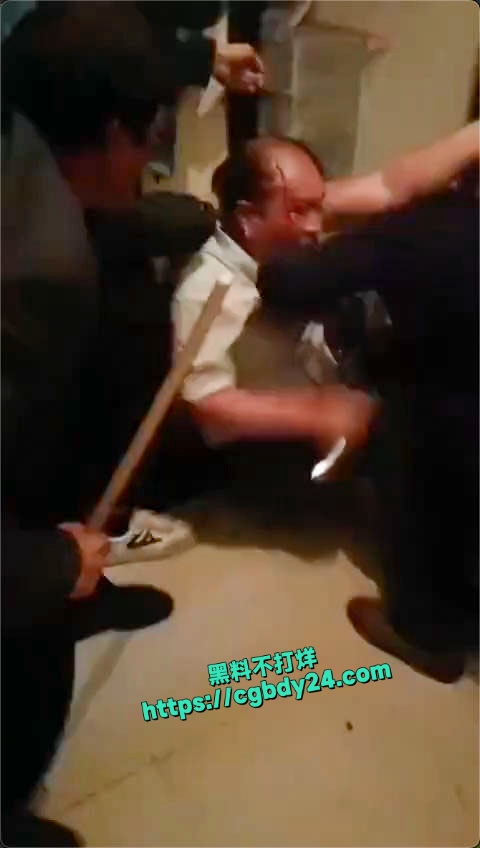 暴打出轨男女1