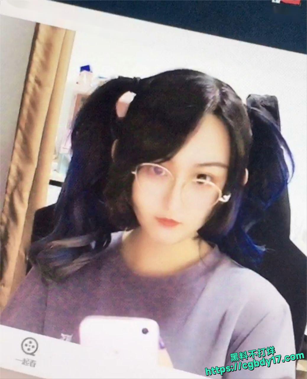 广东茂名大奶 人妻方诗琴3
