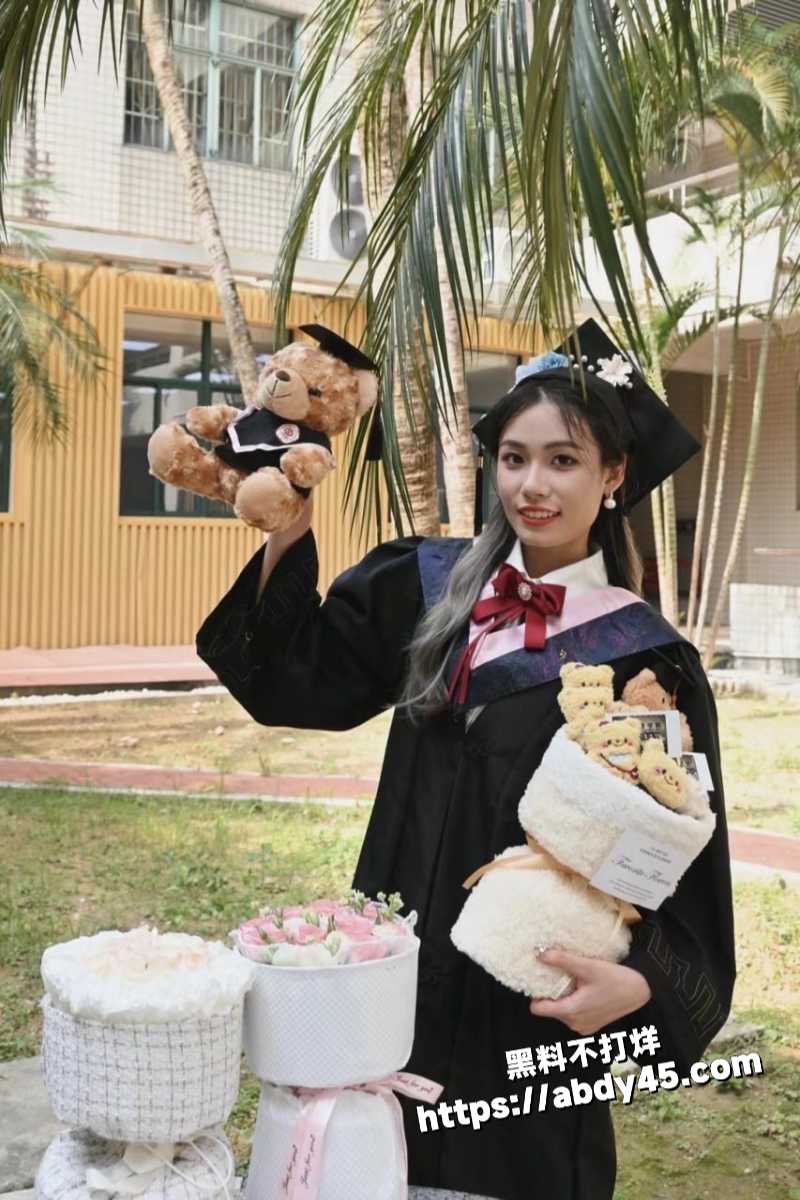 三亚 周书婷3