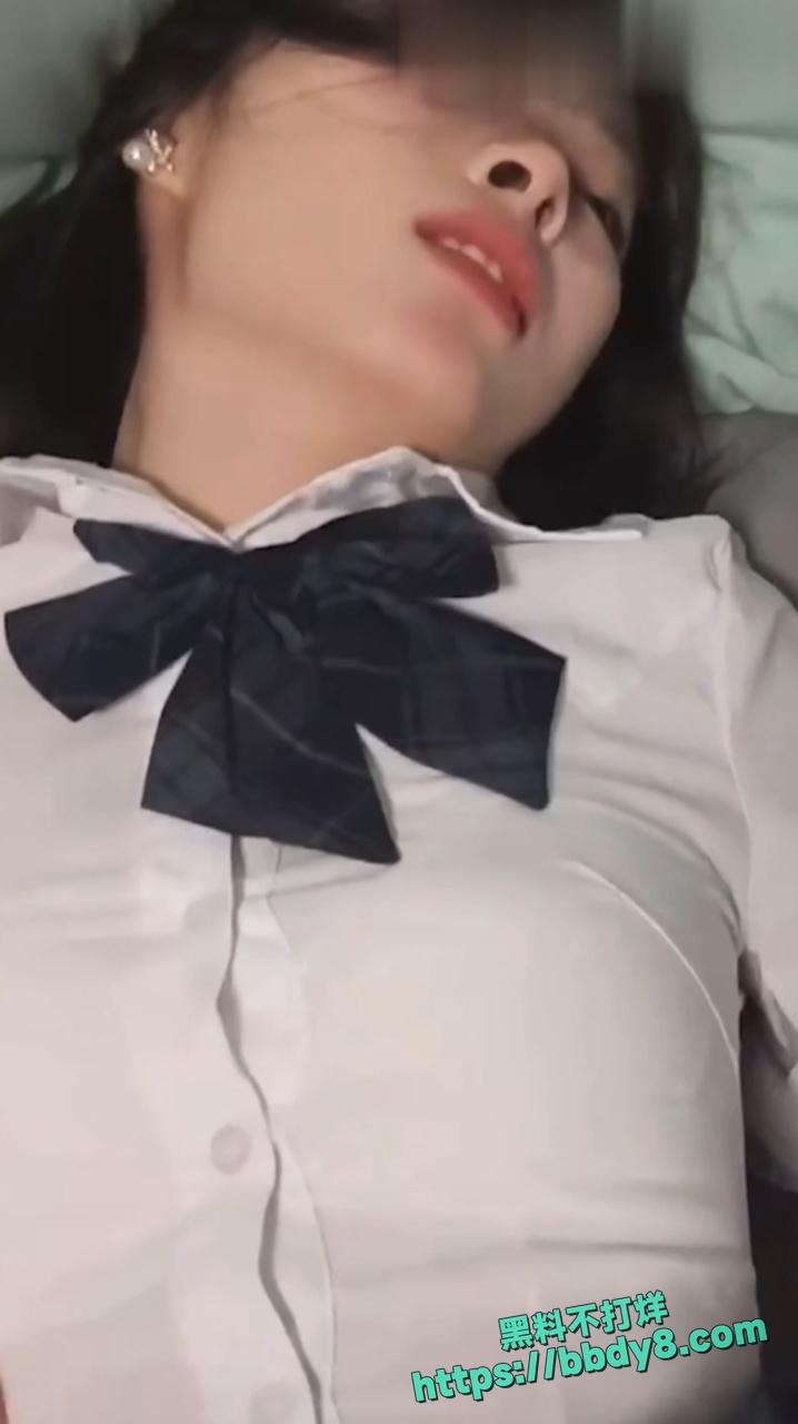 居家自拍无套猛操12