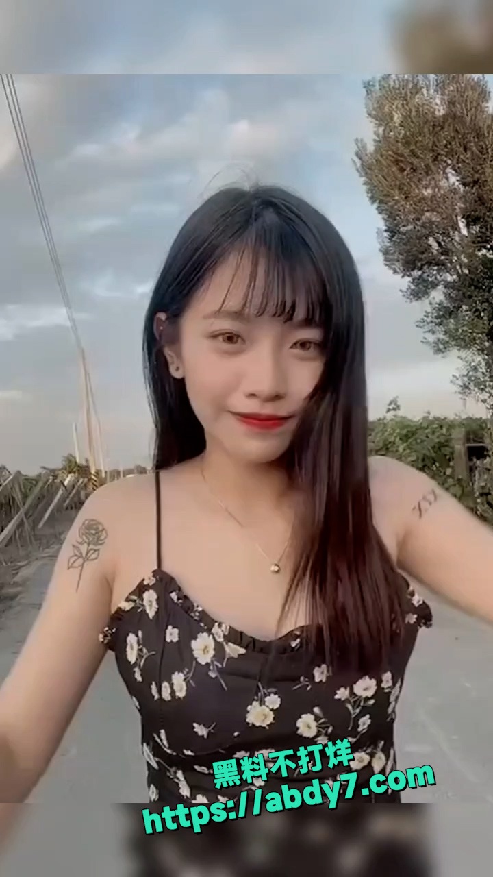 早期黄播揉奶视频外流 1